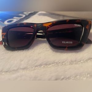 BRAND NEW: QUAY On the Radio sunglasses